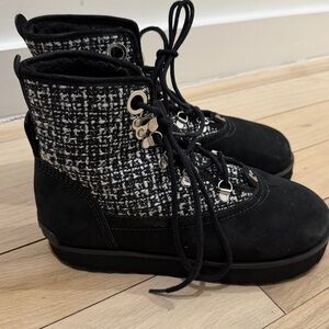 Larroude Vail Boot Black White Tweed Suede Women’s Sz 7.5 Ankle Platform Bootie